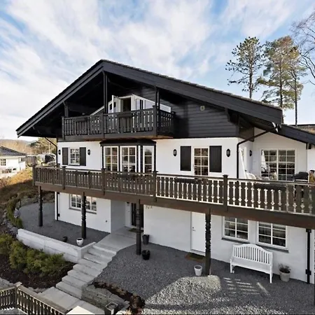 Apartment Villa Hjellestad